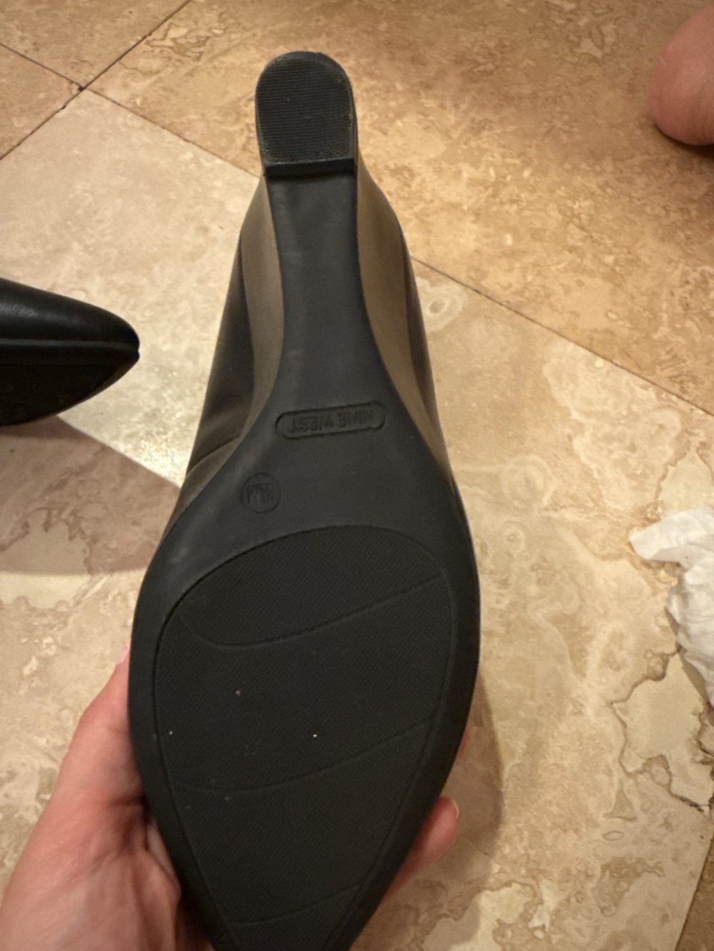 Heels - Picture 3 of 3
